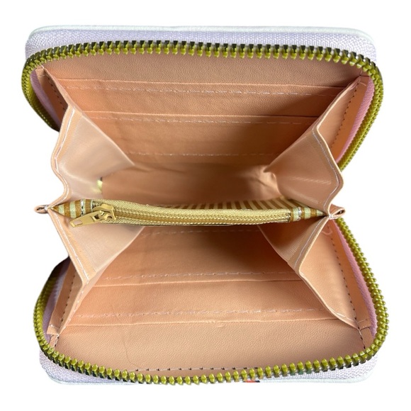 Hello Kitty Zipper Wallet - Summer Theme - Picture 3 of 5